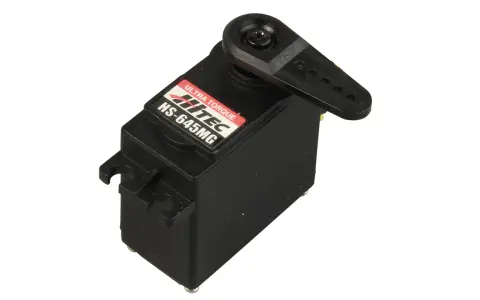 Schwarzes Servomotor-Gehäuse mit rotem Aufkleber "ULTRA TORQUE Hitec HS-645MG" und einem schwarzen Servoarm.