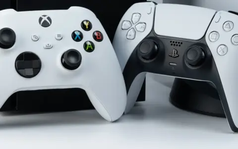 Jak podłączyć pada do PC? Poradnik krok po kroku i rozwiązywanie problemów