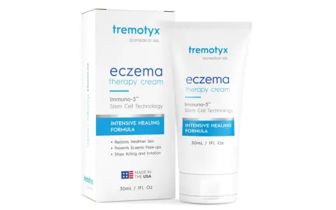 Opakowanie i tubka kremu na egzemę Tremotyx z napisem "Intensive Healing Formula".