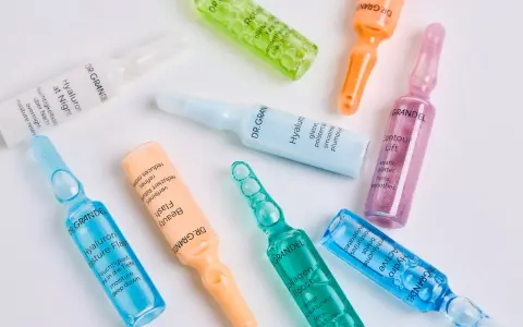 DR. GRANDEL Kosmetik: Experte Guide zu Wirkstoffen & Ampullen
