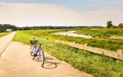 Wiślana Trasa Rowerowa: Jak przejechać Polskę na rowerze? Poradnik