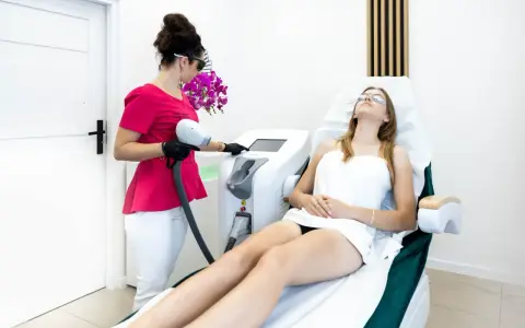 Ile zabiegów depilacji laserowej? Pełny przewodnik eksperta