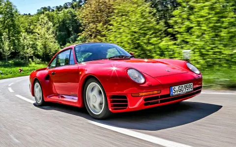 Ferrari czy Porsche – który sportowy samochód wybrać dla siebie?