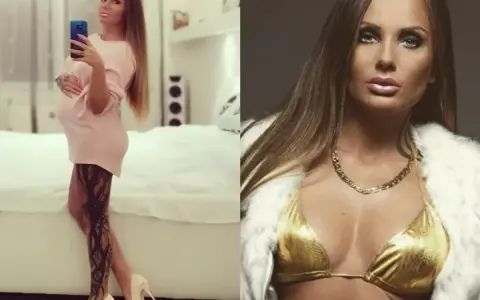 Schwesta Ewa w różowej sukience i z tatuażem na nodze, obok w złotym bikini i białym futrze.