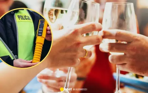 Policjant z alkomatem w dłoni, obok toast wznoszony kieliszkami. Jeden drink może zmienić wszystko.