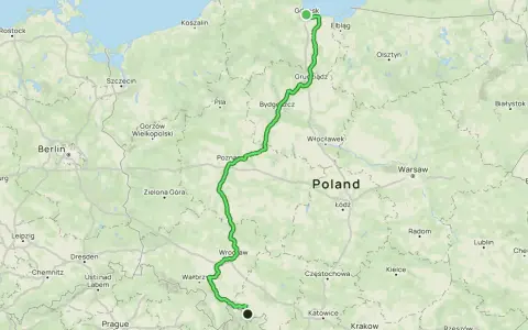 Trasa rowerowa EuroVelo 9 biegnie przez Polskę, łącząc Gdańsk z Czechami, mijając po drodze Bydgoszcz, Poznań i Wrocław.