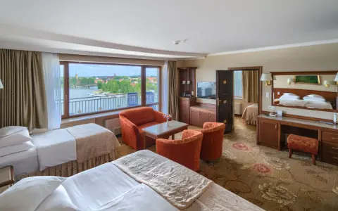 Ile kosztuje doba w Hotelu Gołębiewski? Ceny i pakiety
