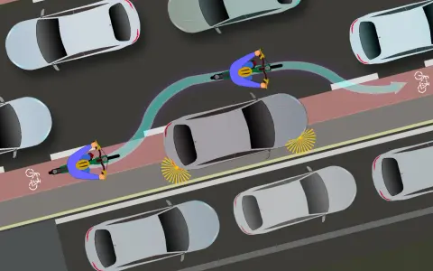 Radfahrer nutzen den Radweg, während Autos im **Parken in zweiter Reihe** den Verkehr behindern.