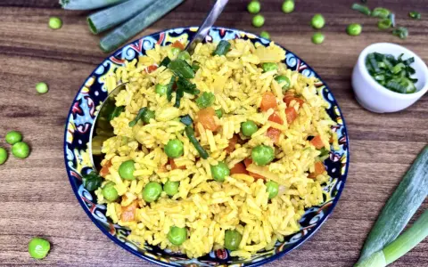 Ryż z curry: idealnie sypki i aromatyczny. Unikaj tych błędów!