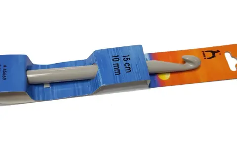 Szare szydełko plastikowe 10 mm, 15 cm, Pony, Made in India. Idealne do grubych włóczek.