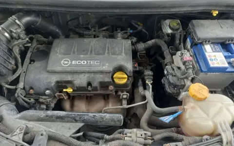 Silnik Opel Ecotec. Błąd dtc p0301 może wskazywać na problem z pierwszym cylindrem.