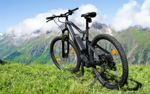 E-MTB en España: Guía completa para elegir tu bici eléctrica de montaña