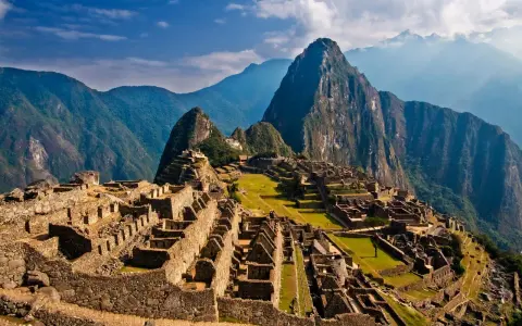 Kto zamieszkiwał tereny obecnego Peru? Niezwykłe cywilizacje przed Inkami