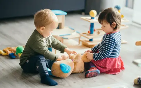 Od kiedy dziecko do żłobka? Poznaj najlepszy wiek na rozpoczęcie
