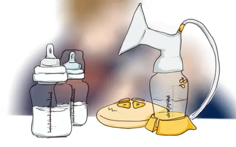 Zwei Milchflaschen und eine Milchpumpe. Die Flasche der Milchpumpe ist fast leer, was darauf hindeutet, dass beim Abpumpen kaum Milch kommt.