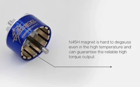 Blauer Elektromotor mit N45H-Magneten für hohe Drehmomentabgabe. Nützlich für eine Tabelle zu vor- und nachteile elektromotor.