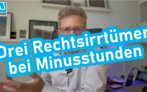 Mann erklärt drei Rechtsirrtümer bei Minusstunden.