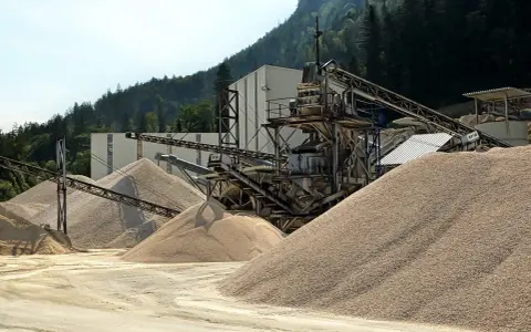Kruszywo co to? Kluczowe informacje o rodzajach i zastosowaniach