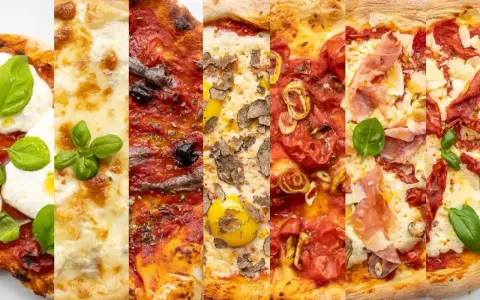 Fünf verschiedene Pizzen mit typisch italienischem Pizzabelag: Mozzarella, Sardellen, Trüffel, Tomaten und Prosciutto.
