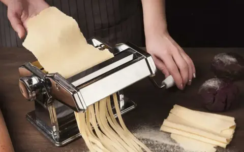 Macchina Pasta Fresca: Guida Acquisto, Uso e Ricette | Fatta in Casa