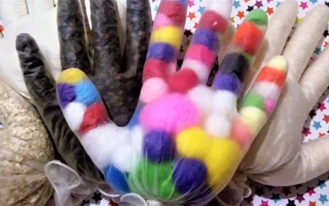 Jak zrobić zabawki sensoryczne? Proste DIY dla rozwoju dziecka