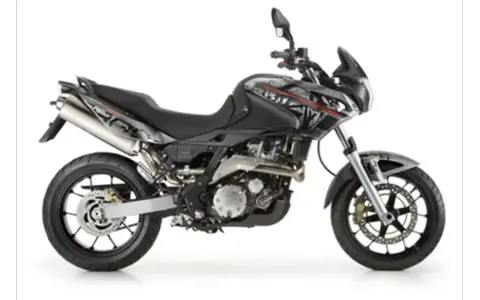 Czarny motocykl Aprilia Pegaso 650. Szczegółowe aprilia pegaso 650 dane techniczne.