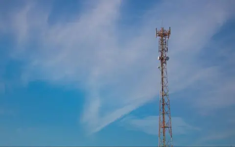Jak poprawić zasięg w telefonie Samsung i uniknąć problemów z sygnałem