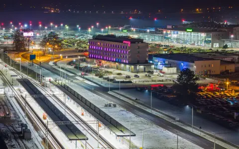 Dojazd na lotnisko Pyrzowice z Katowic: Gdzie odjeżdża Twój transport?