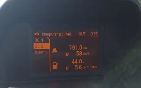 Opel Meriva 1.4: Ile paliwa w baku? Zasięg i triki na oszczędność