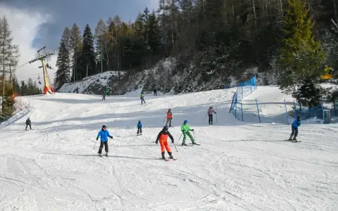 Narty Zakopane luty 2026: Które stoki otwarte? Warunki i ceny