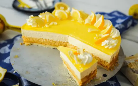 Erfrischende Zitronentorte, wie von Landfrauen gebacken. Ein köstliches Zitronentorte Rezept für den Sommer.