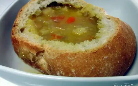 Sopas de pan: recetas tradicionales para aprovechar y saborear