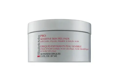 Dischetti esfolianti Elizabeth Arden PRO per pelli sensibili, con acido mandelico, lattico, glicolico e salicilico.