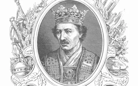 Portret Władysława II Jagiełły w koronie i bogatym stroju, otoczony symbolami władzy i zwycięstwa.