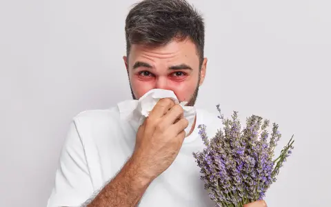 Co to alergia? Poznaj objawy, przyczyny i jak je leczyć