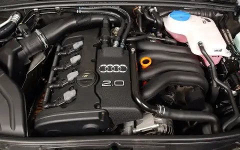 Silnik 2.0 TFSI z Audi B7, gotowy do pracy.