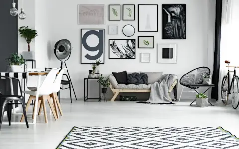 Jak zaaranżować mały salon ze stołem? 70cm komfortu!