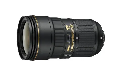 Jak założyć obiektyw Nikon bez obaw o uszkodzenie aparatu