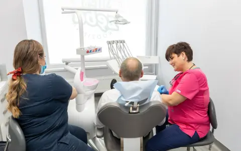 Jak szybko pozbyć się znieczulenia u dentysty i uniknąć dyskomfortu