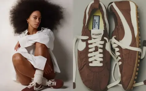 Kobieta z burzą włosów w białej koszuli i brązowe buty Nike Cortez x Jacquemus, które mogą być jej pierwsze buty Nike.