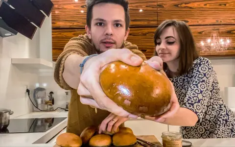 Jak idealnie podgrzać bułki do burgerów? Sekrety smaku!