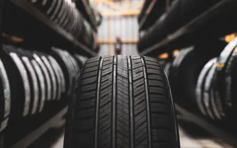 Vectra C: 205/55 R16 vs 215/55 R16 Które opony lepsze?