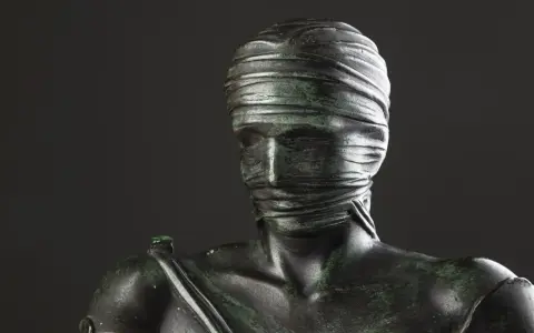 Igor Mitoraj: Dzieła, symbolika i mapa spękanego piękna