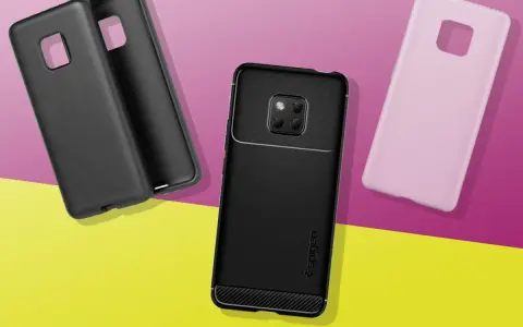 Dwa czarne i jedno różowe etui na telefon Huawei Mate 20.