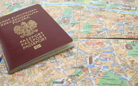 Hiszpania: Paszport czy dowód? Rozwiej wątpliwości przed podróżą