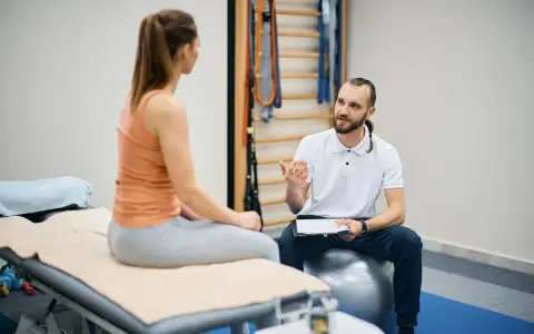 Rehabilitacja: Jak często? Indywidualny plan i kluczowe czynniki