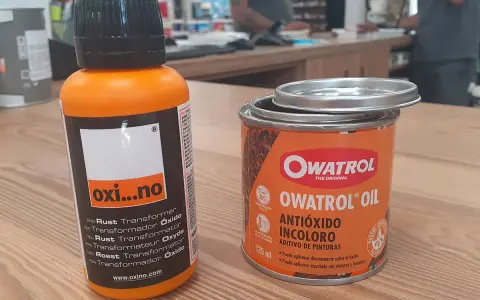 Dos productos para tratar el óxido: un transformador de óxido y un aceite antióxido incoloro. Ideales para pintar óxido y proteger superficies.