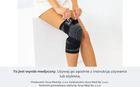Dłoń dopasowuje ortezy na kolano, zapewniając mu stabilizację.
