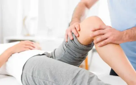 Fizjoterapeuta: Kim jest, jak sprawdzić i kiedy pomoże?