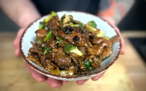 Szybkie i pyszne przepisy na wieprzowinę stir fry, które zachwycą